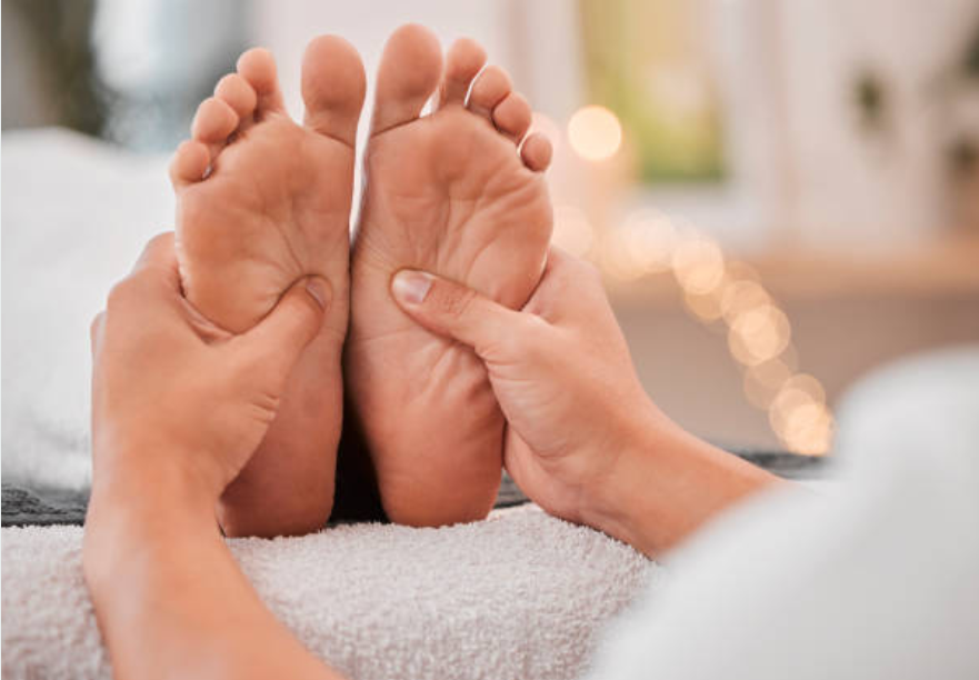 https://rienaperdre-web-ressources-dev-fcbcb104.s3.eu-west-1.amazonaws.com/therapeutes/reflexologie/reflexologie_2.png